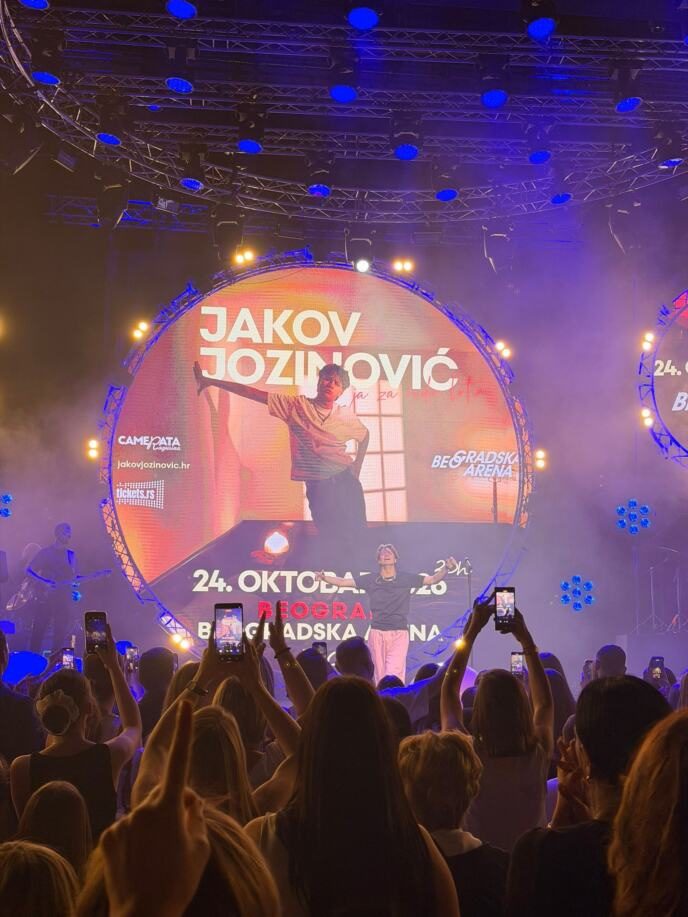 Jakov Jozinović kroz suze najavio koncert u Beogradskoj Areni