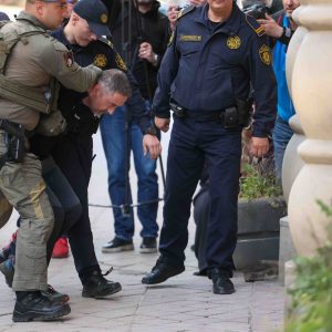 Tarik Prusac predat Tužilaštvu KS zbog ubistva na Dobrinji