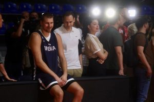 Novi kapiten Srbije privukao pažnju izgledom: Jokić neprepoznatljiv
