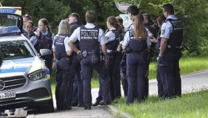Njemačka: Roditelji iz Srbije osumnjičeni da su bebi i trogodišnjem djetetu davali pivo