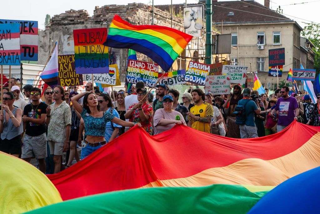 Sutra se održava Bh. povorka ponosa u Sarajevu: Evo koje ulice će biti zatvorene i kako će saobraćati GRAS