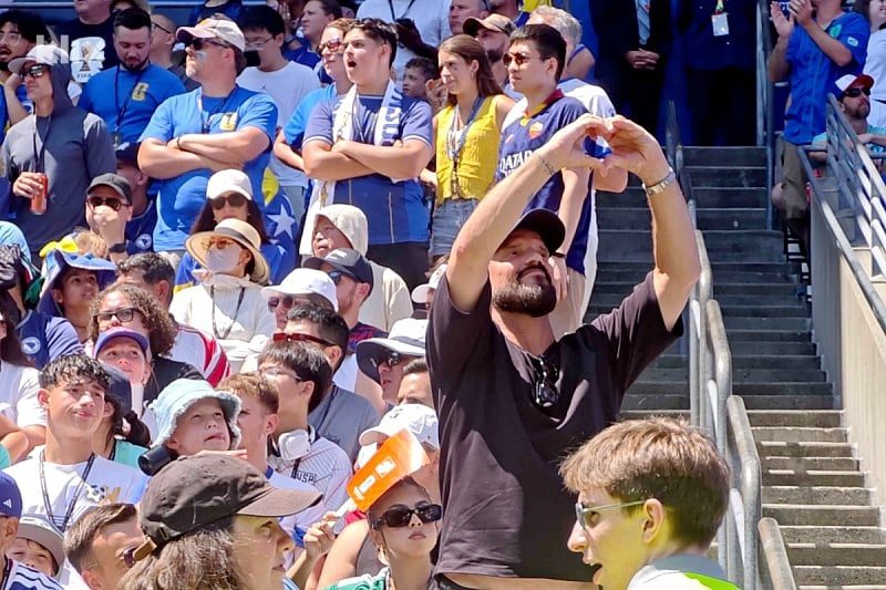Boban Rajović bodrio Zmajeve u Seattleu: "Idemo Zmajevi"