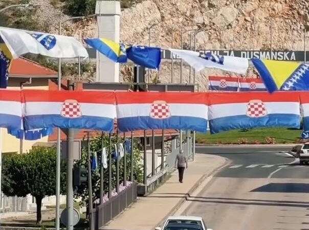 Ipak će se zajedno navijati za Zmajeve: Organizovano javno gledanje utakmica BiH u Vitezu i Stocu