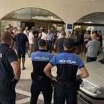 Drama u Neumu, policija na terenu: Novim vlasnicima ne daju da uđu u hotel